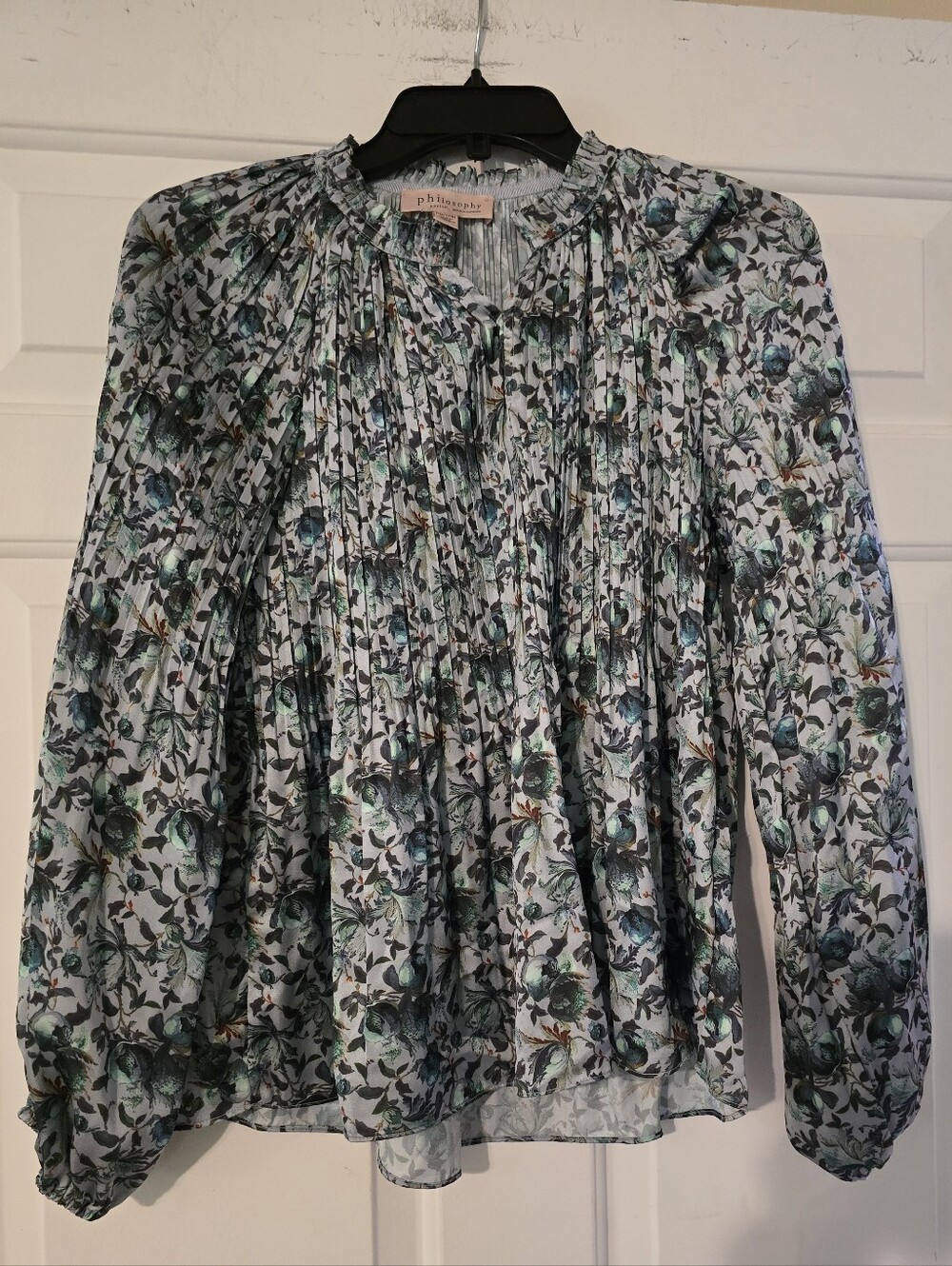 Philosophy Floral Pintuck Blouse in Teal and White